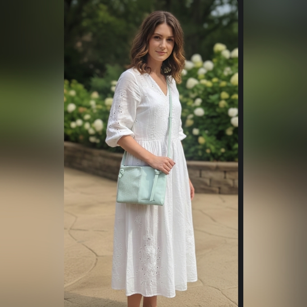 Daniella Lehavi Mint Green Crossbody Luxury Bag Made In Israel 7"x8"